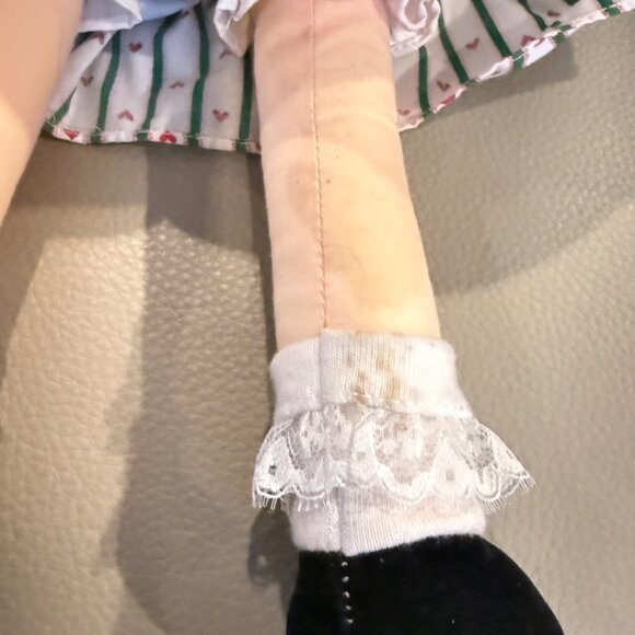 Vintage 1995 Eden 19" Madeline Sweets & Treats Cloth Doll w/ Apron - Picture 7 of 7